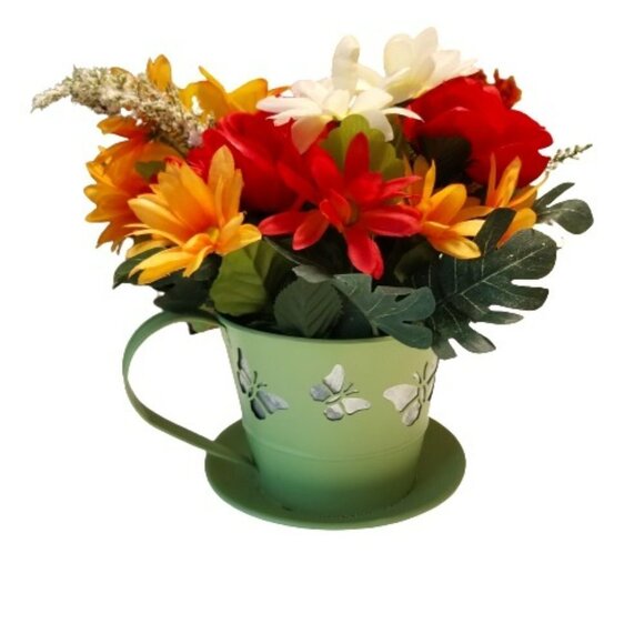 Pretty Floral Arrangement - Picture 3 of 6